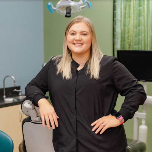 Ana, Dental Assistant